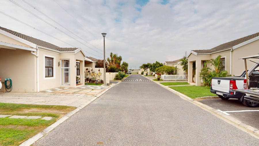 2 Bedroom Property for Sale in Onverwacht Western Cape